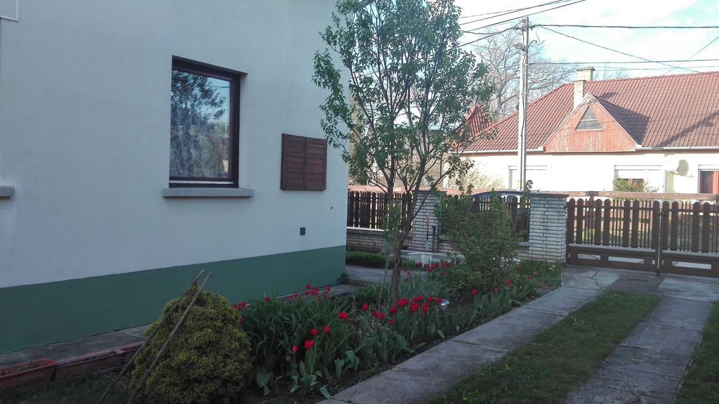 Plajbi Apartment Hajdúszoboszló Εξωτερικό φωτογραφία