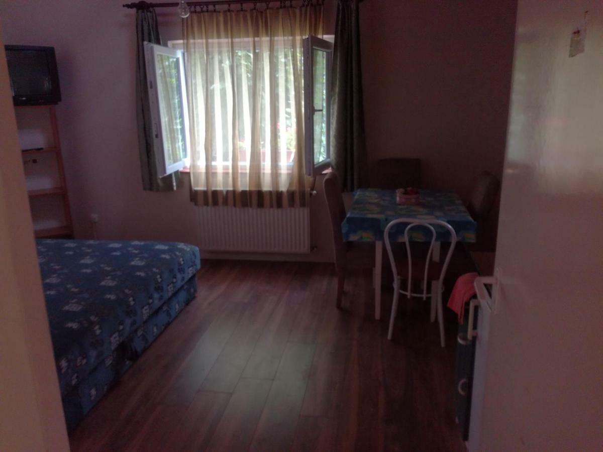 Plajbi Apartment Hajdúszoboszló Εξωτερικό φωτογραφία
